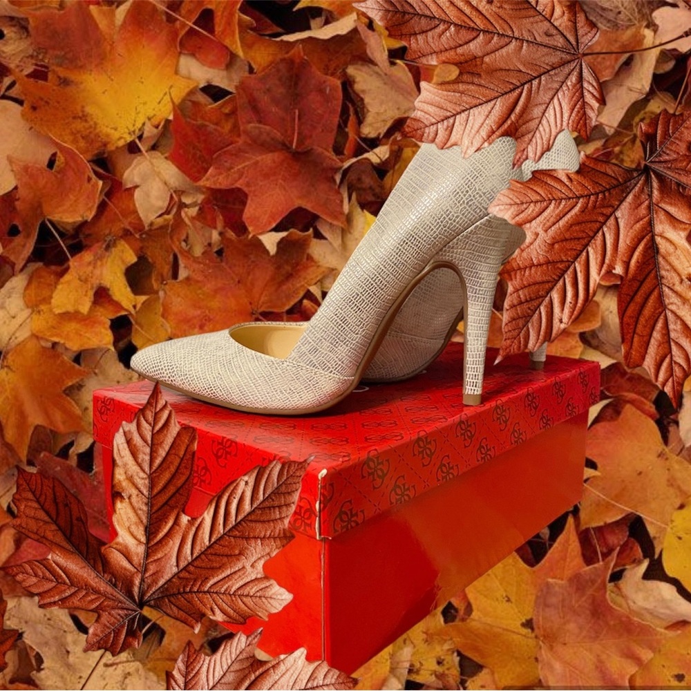 GUESS Classic Leather Pointed Toe Pumps - Picture 2 of 3